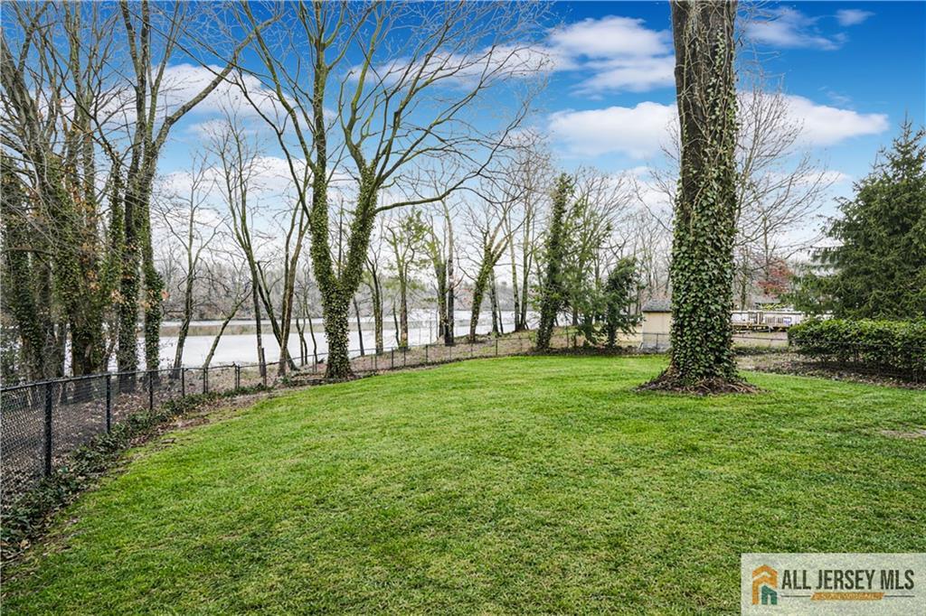11 Agate Road East Brunswick, NJ 08816 - Photo 43 of 49