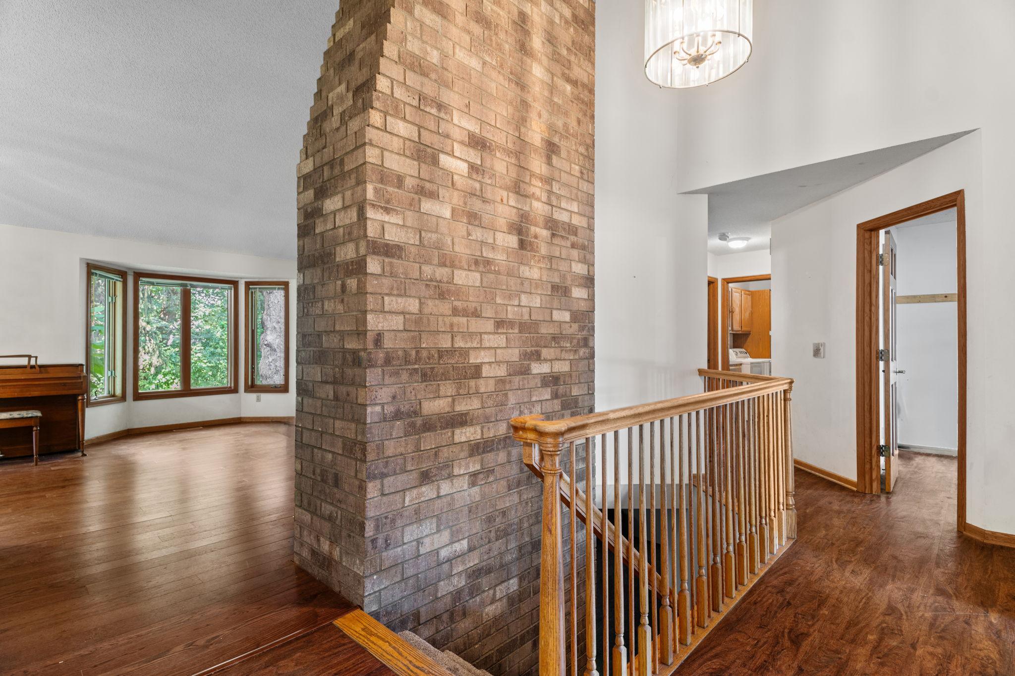 4512 Williston Road Minnetonka, MN 55345 - Photo 1 of 23