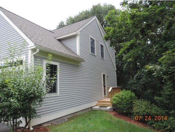 411 Elk Run Road, Unit 411 Hudson, NH 03051 - Photo 3 of 20