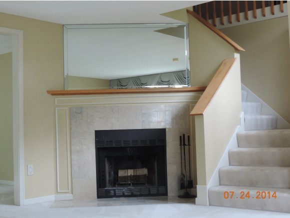 411 Elk Run Road, Unit 411 Hudson, NH 03051 - Photo 5 of 20