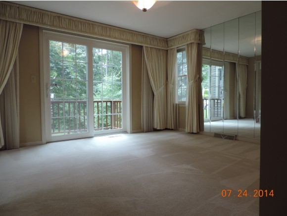411 Elk Run Road, Unit 411 Hudson, NH 03051 - Photo 7 of 20