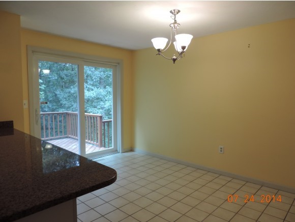 411 Elk Run Road, Unit 411 Hudson, NH 03051 - Photo 9 of 20