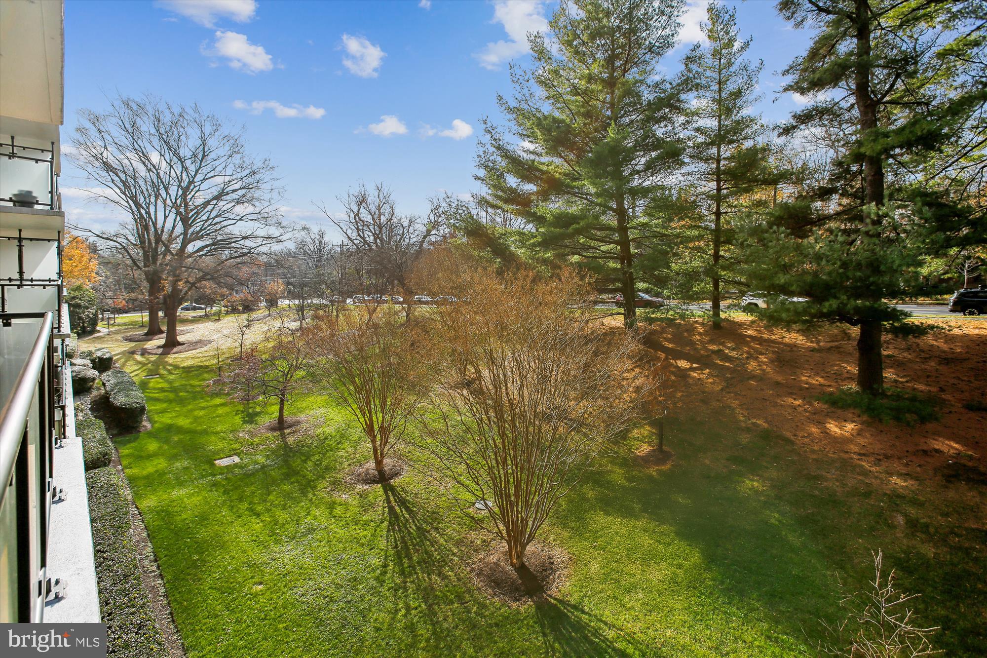 4201 Cathedral Avenue Northwest, Unit 407W Washington, DC 20016 - Photo 22 of 54 a view of lake view