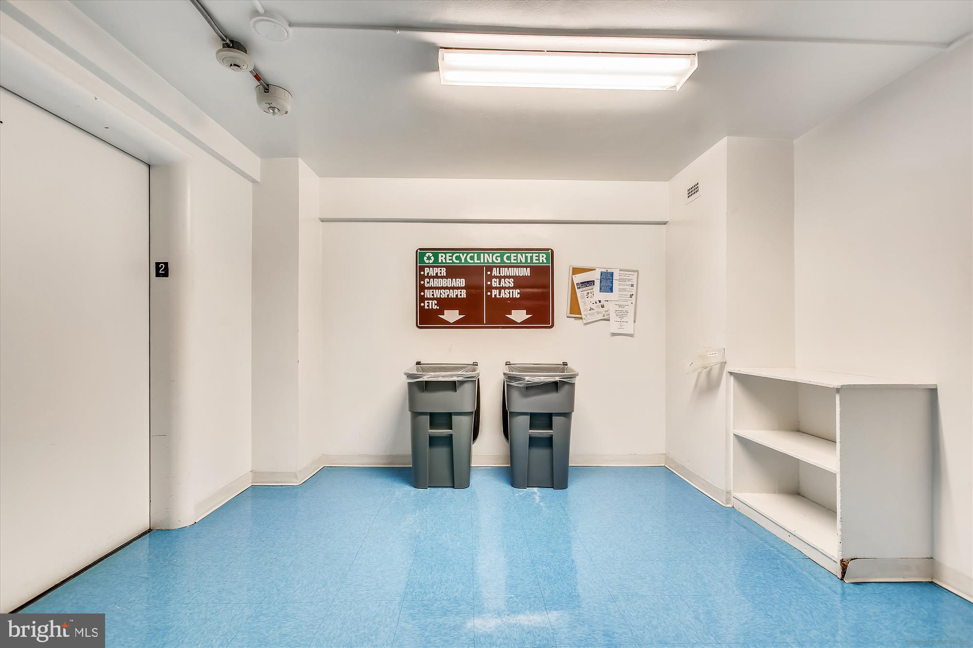 4201 Cathedral Avenue Northwest, Unit 407W Washington, DC 20016 - Photo 47 of 54 a view of a livingroom with furniture and cabinet