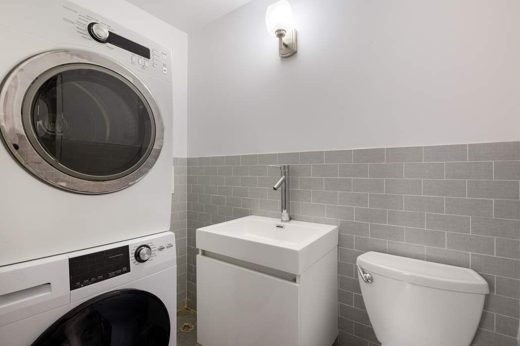 11 East 86th Street, Unit 11A Manhattan, NY 10028 - Photo 14 of 17