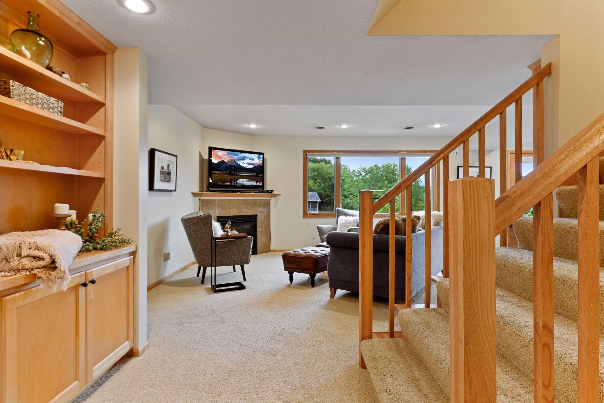 6381 Fox Path Chanhassen, MN 55317 - Photo 29 of 41 Gallery Image 29