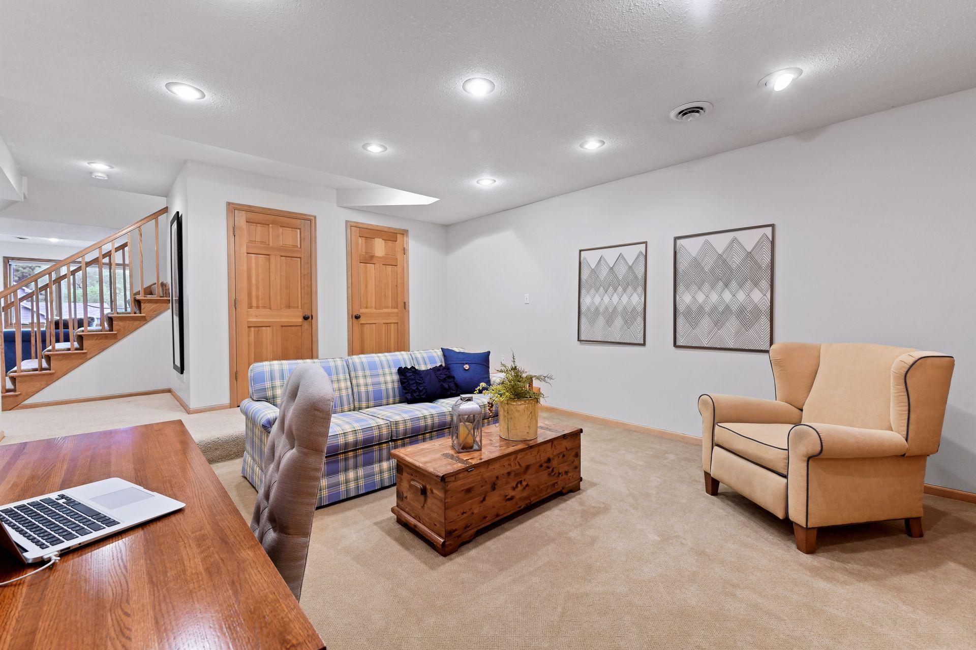 6381 Fox Path Chanhassen, MN 55317 - Photo 34 of 41 Gallery Image 34