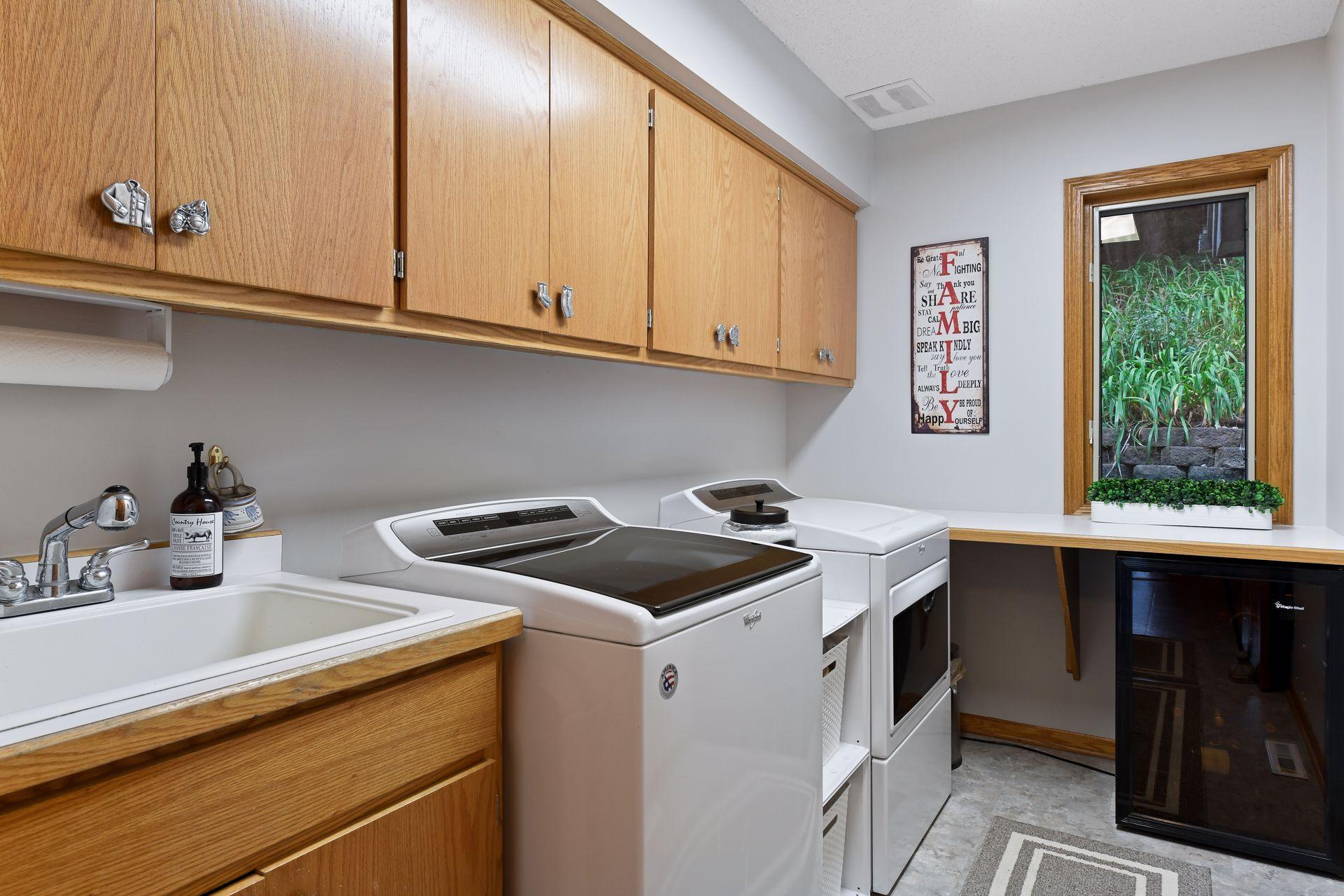 6381 Fox Path Chanhassen, MN 55317 - Photo 37 of 41 Gallery Image 37