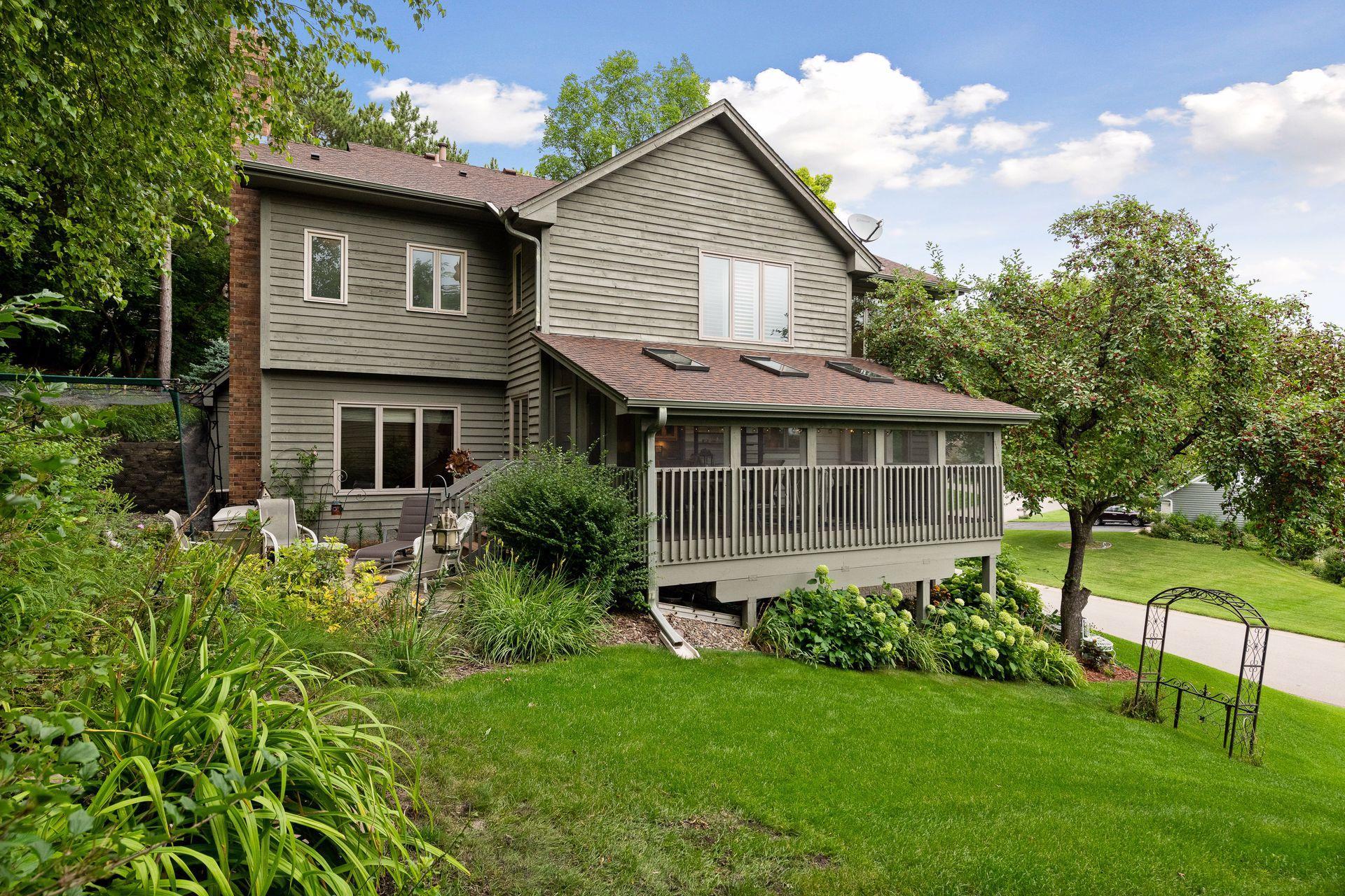 6381 Fox Path Chanhassen, MN 55317 - Photo 39 of 41 Gallery Image 39