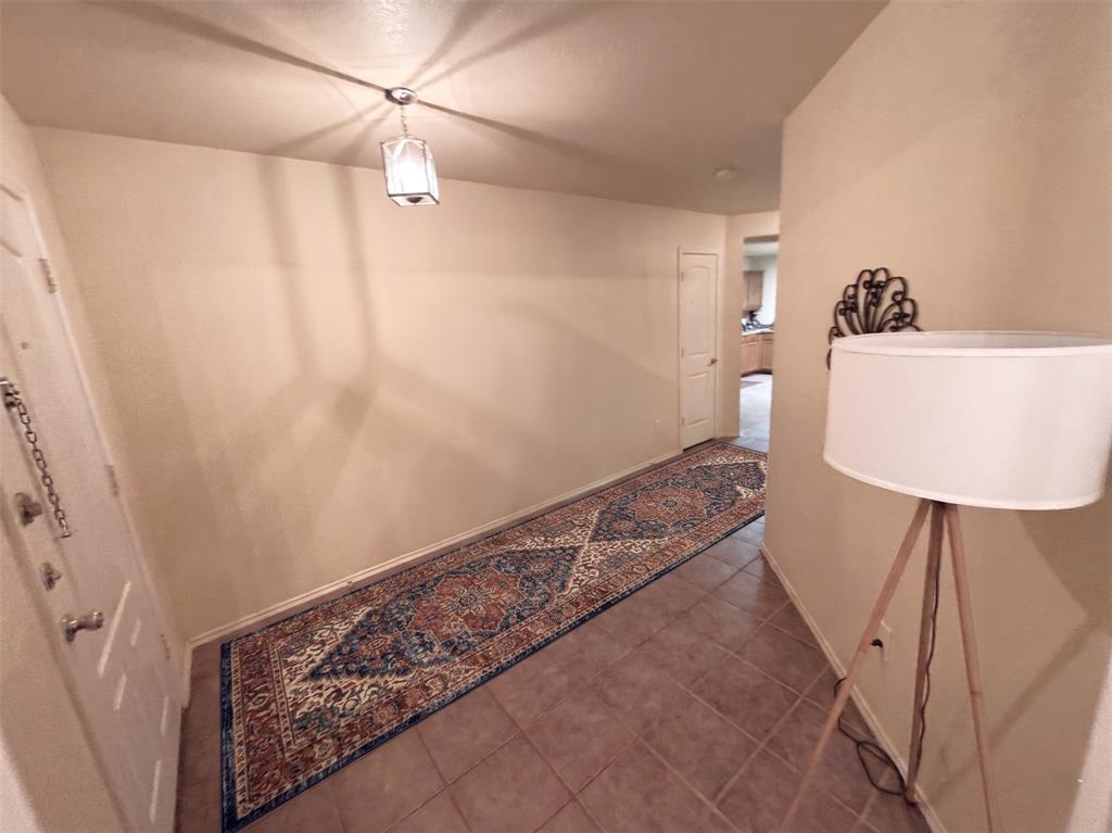 2006 Times Road Heartland, TX 75126 - Photo 3 of 17 Large Foyer Entrance-all photos virtually staged