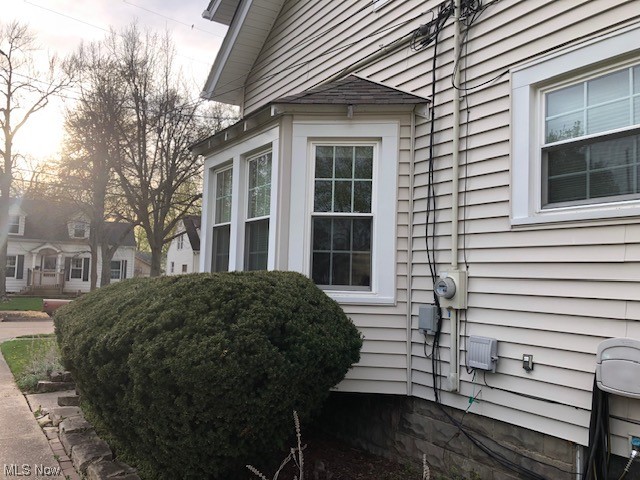 1571 Commodore Road Cleveland, OH 44124 - Photo 29 of 31