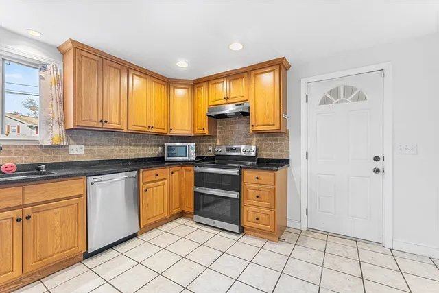 $825,000 | 51 Crest Road, Framingham, MA 01702