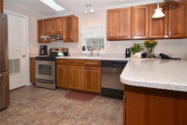 $420,000 | 347 Leisure Drive, South Kingstown, RI 02879