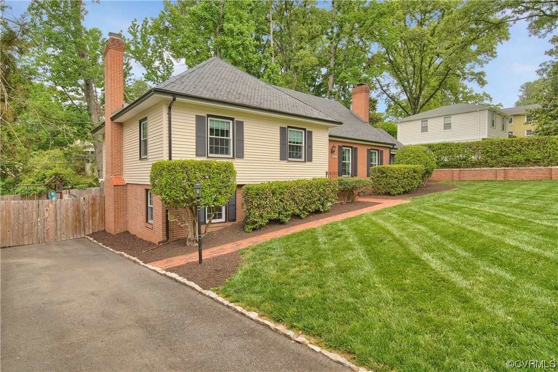 600 Ridge Top Road Henrico, VA 23229 - Photo 4 of 50 Gallery Image 4