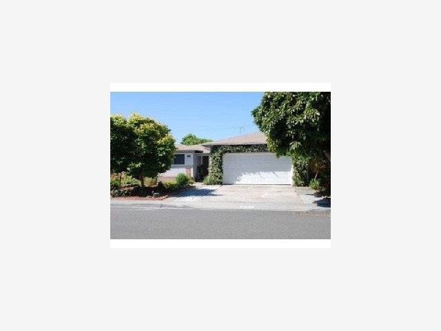 1583 Spring Street Mountain View, CA 94043 - Photo 1 of 9