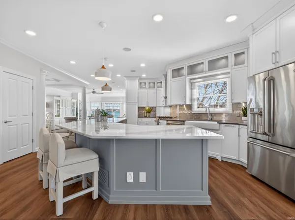 $1,690,000 | 102 North Front Street, Unit 3, Syracuse, IN 46567