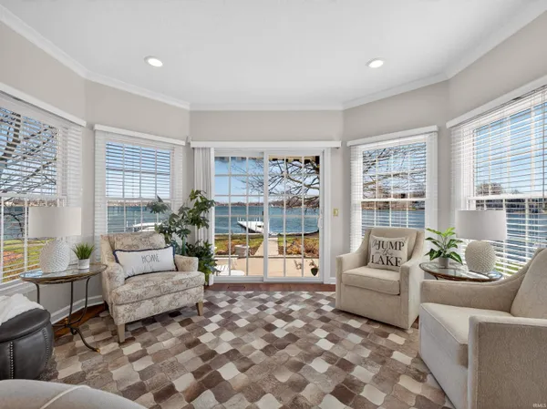 $1,690,000 | 102 North Front Street, Unit 3, Syracuse, IN 46567