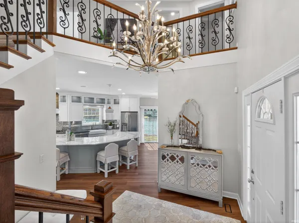 $1,690,000 | 102 North Front Street, Unit 3, Syracuse, IN 46567