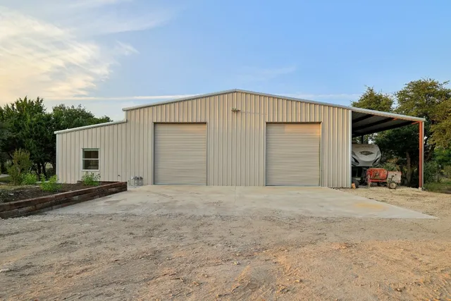 a view of a house with a outdoor space