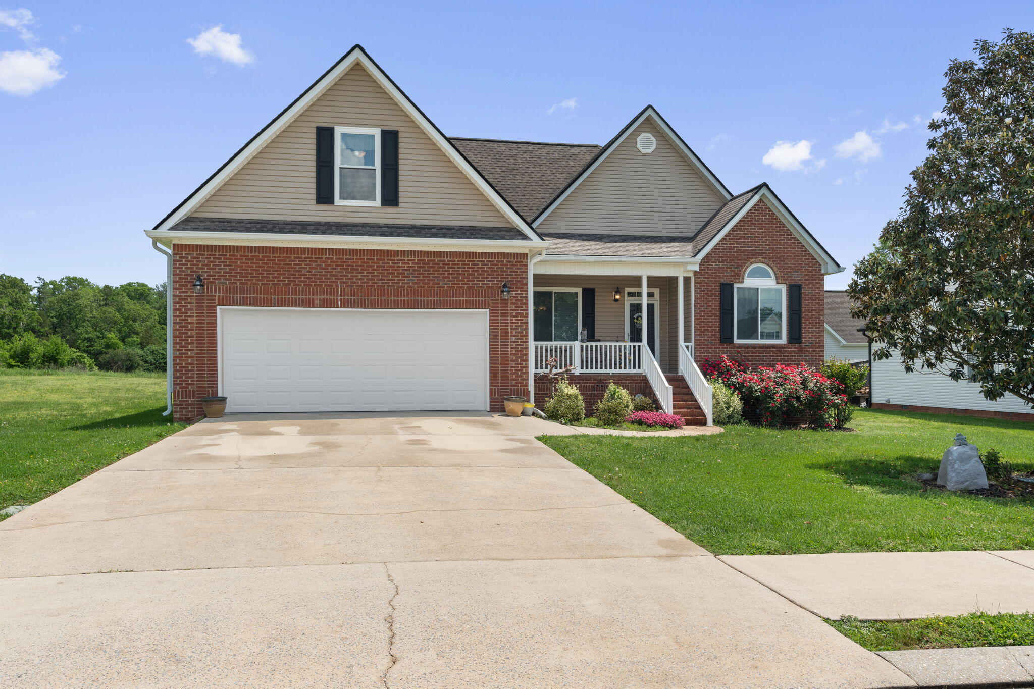 74 Sycamore Drive Chickamauga, GA 30707 - Photo 5 of 26 5-web-or-mls-714 Sycamore-Francesa-25