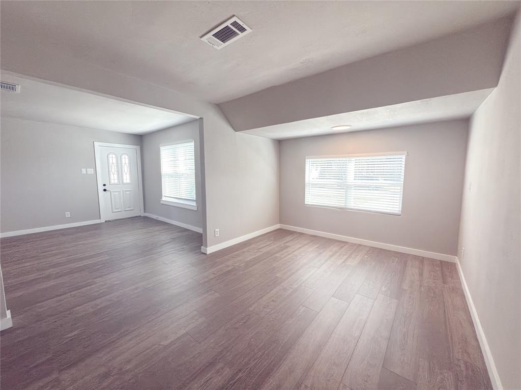 2431 Marfa Avenue Dallas, TX 75216 - Photo 16 of 39 Bonus room off of the living area, would make a great office or playroom!