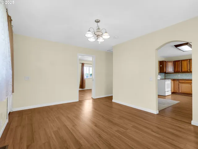 $325,000 | 125 Southwest Cedar Avenue, Warrenton, OR 97146