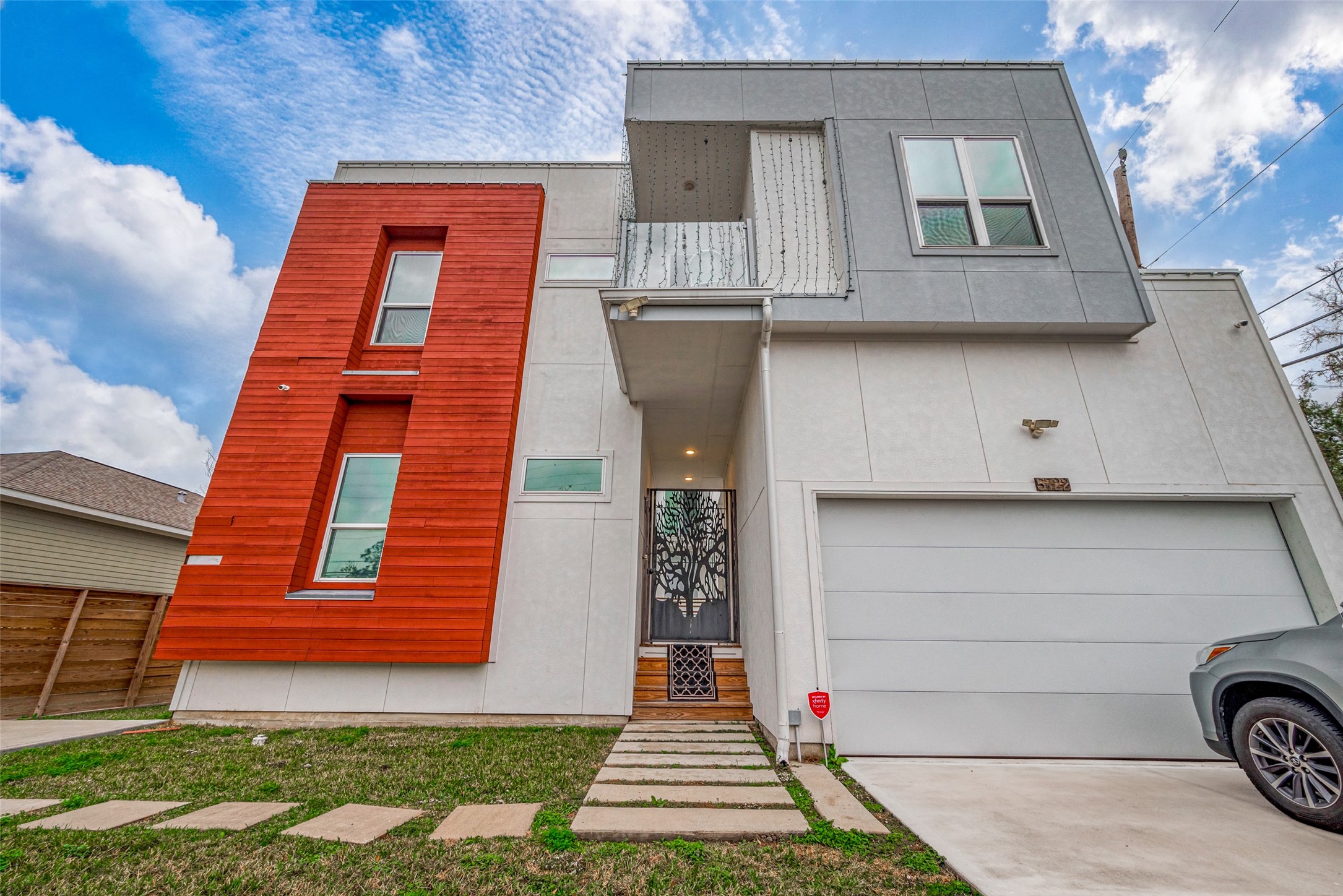 5722 Cullen Boulevard, Unit A Houston, TX 77021 - Photo 2 of 16 Studio A is within the unit that has red siding.