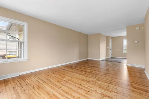 $189,900 | 6325 Brown's Parkway, Loves Park, IL 61111