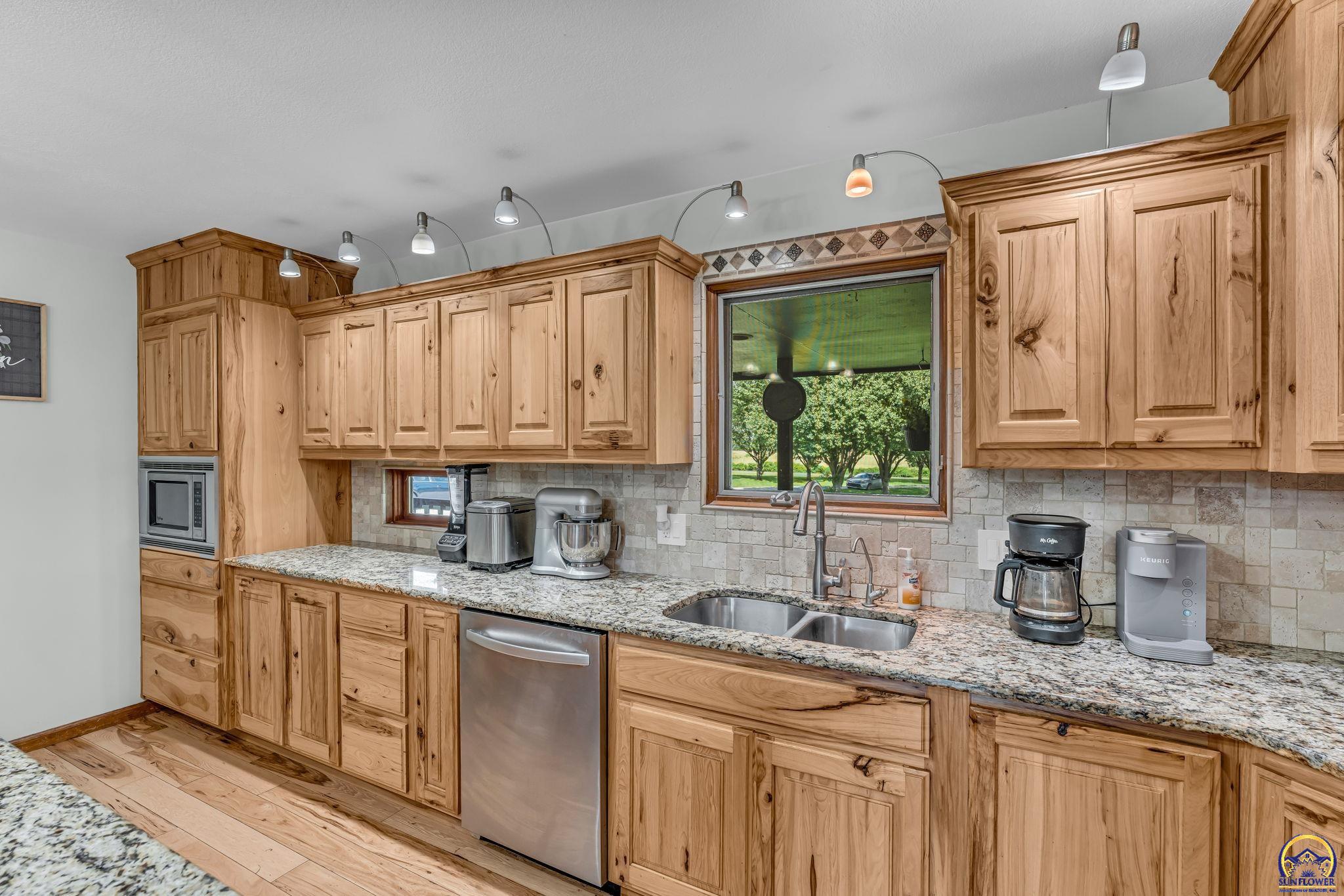 8425 Northeast Marple Road Topeka, KS 66617 - Photo 15 of 46