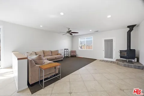 $575,000 | 1013 Eagle Lane, Frazier Park, CA 93225