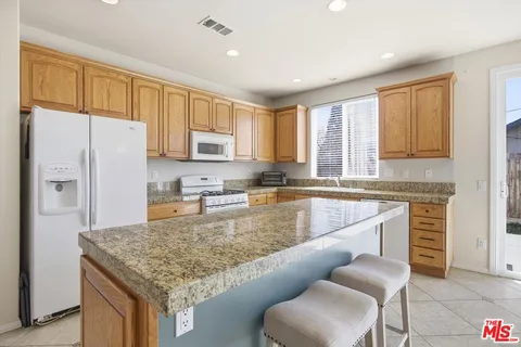 $575,000 | 1013 Eagle Lane, Frazier Park, CA 93225