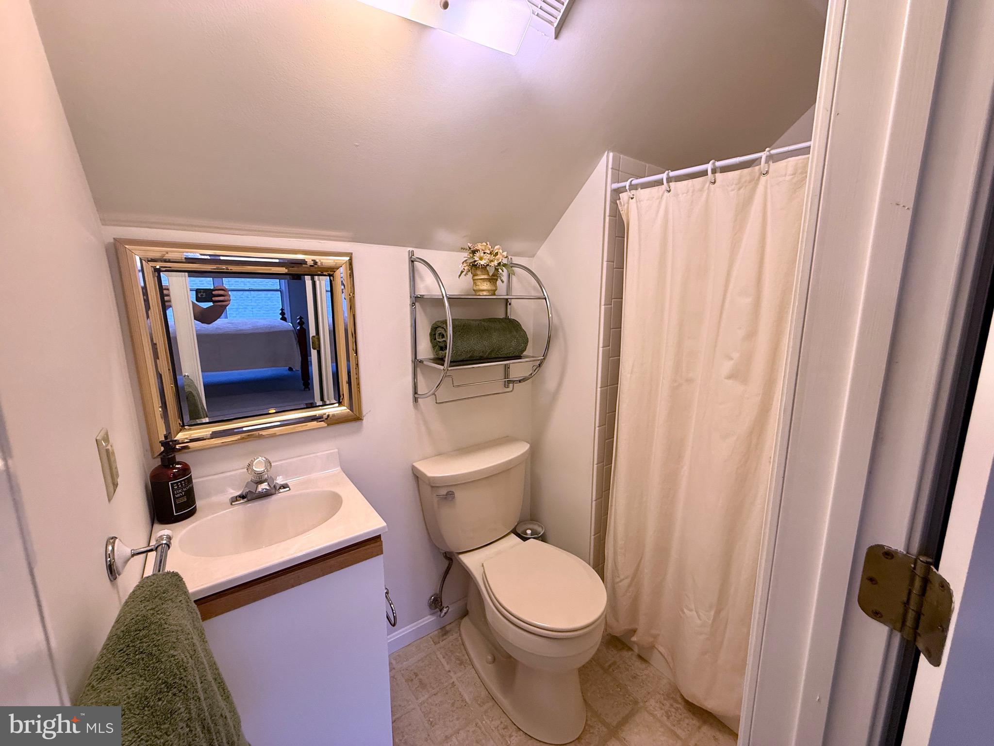 110 Annapolis Street, Unit A Annapolis, MD 21401 - Photo 28 of 35