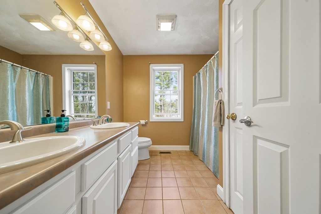 25 Simonds Farm Road Billerica, MA 01862 - Photo 24 of 36 Gallery Image 24