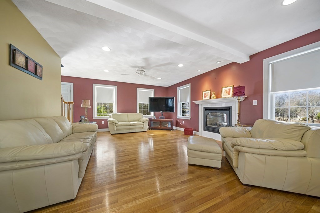 25 Simonds Farm Road Billerica, MA 01862 - Photo 7 of 36 Gallery Image 7