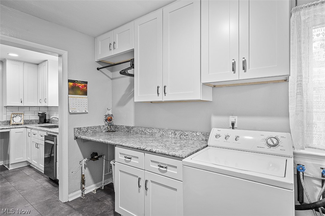 6045 Broadview Road Cleveland, OH 44134 - Photo 9 of 28