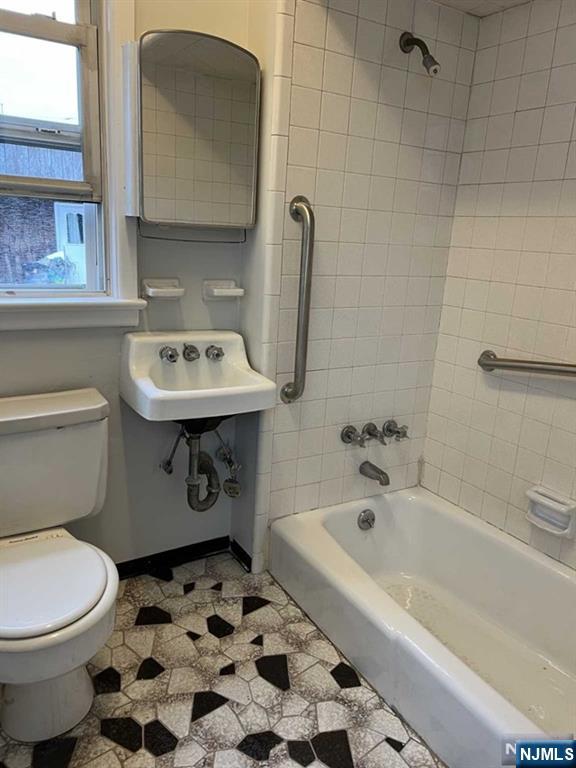 36 Edison Street Bloomfield, NJ 07003 - Photo 4 of 39