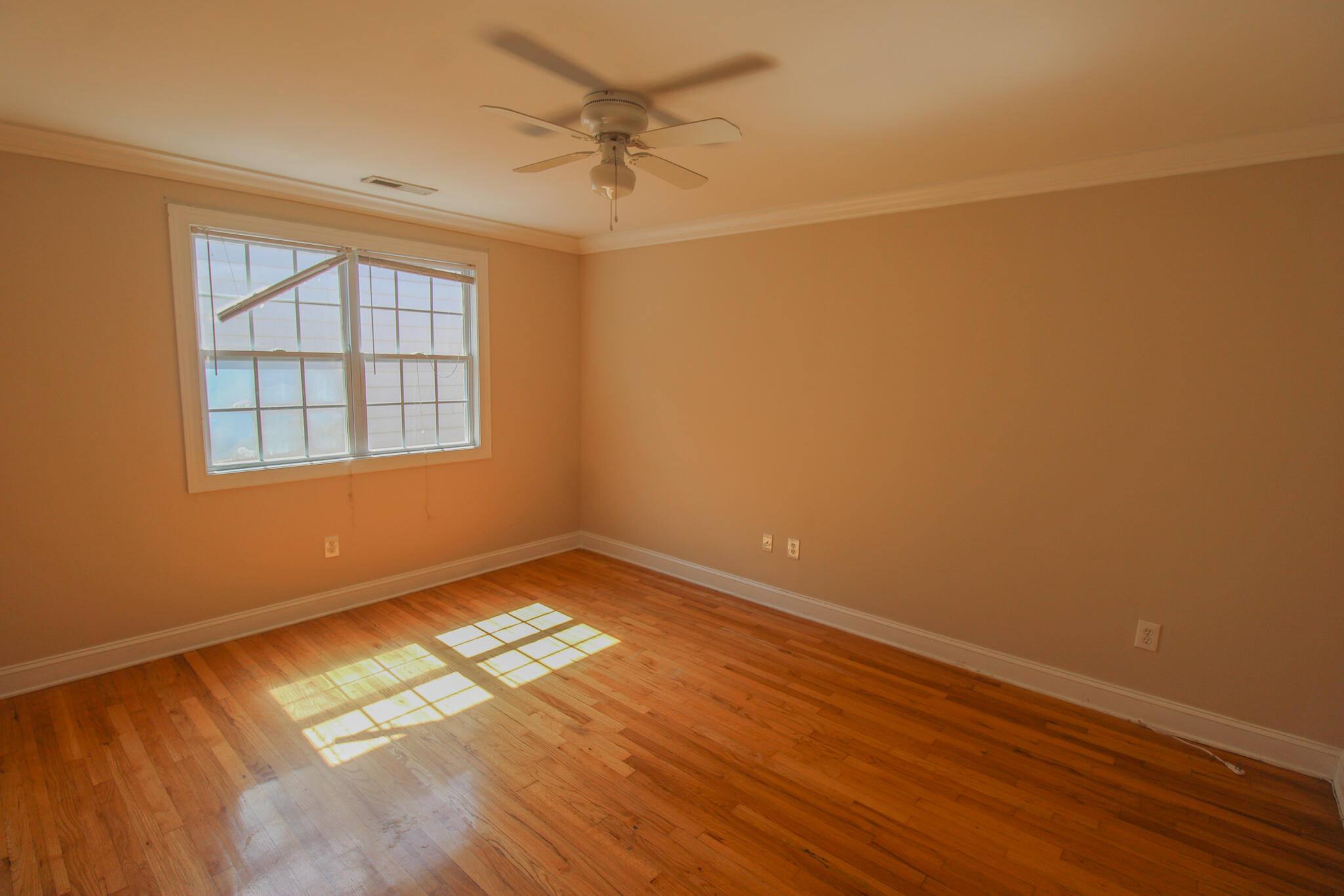 180 Line Street, Unit C Charleston, SC 29403 - Photo 12 of 14 467FBD29-CD61-460D-A2BF-924140A1BBFB