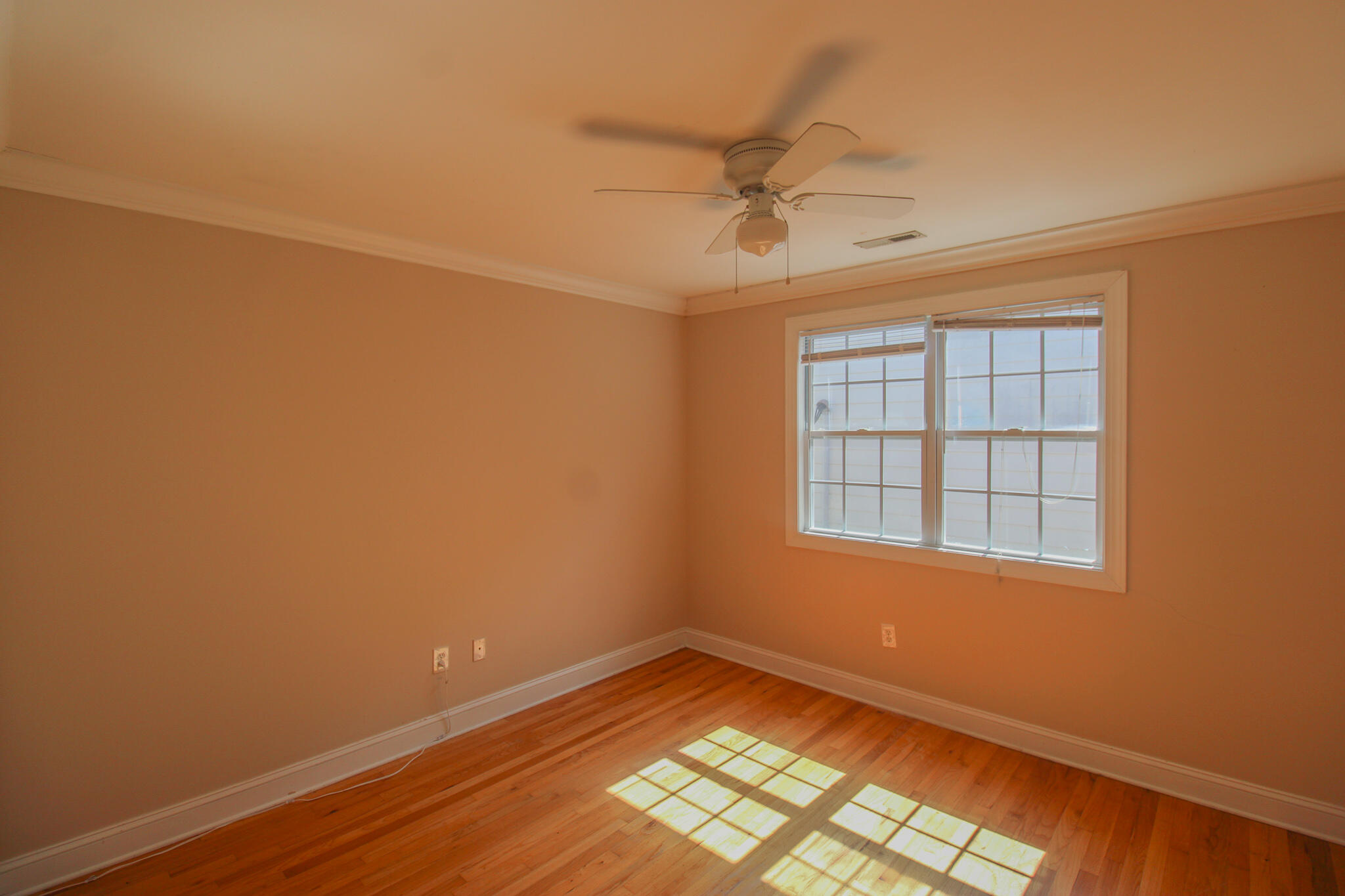 180 Line Street, Unit C Charleston, SC 29403 - Photo 10 of 14 451F5764-2212-4630-A226-984A9604233C