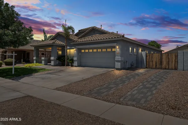 $799,990 | 4140 East Claxton Avenue, Gilbert, AZ 85297