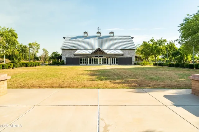 $825,000 | 4140 East Claxton Avenue, Gilbert, AZ 85297