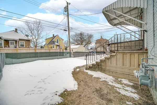 $279,900 | 922 Summer Street, Hammond, IN 46320