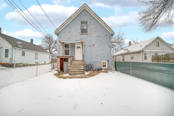 $279,900 | 922 Summer Street, Hammond, IN 46320