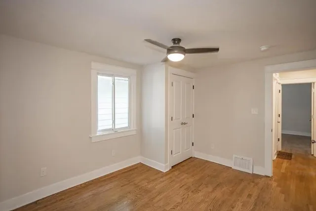 $324,900 | 4764 Mission Road, Roeland Park, KS 66205