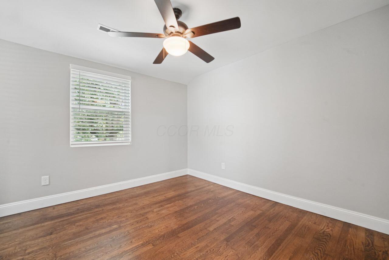 1430 Ashdowne Road Upper Arlington, OH 43221 - Photo 26 of 51 also with a ceiling fan.