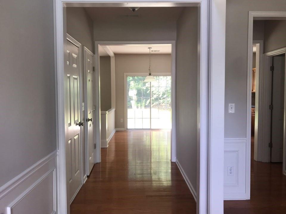 8930 Ruel Lane Suwanee, GA 30024 - Photo 3 of 8
