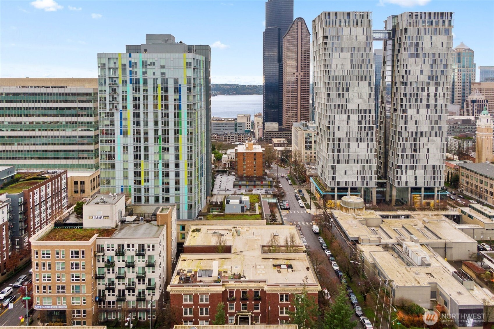 615 Boren Avenue, Unit 6 Seattle, WA 98104 - Photo 24 of 26 a view of a city with tall buildings