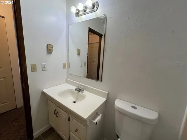 $255,000 | 610-612 Southwest Goodwin Avenue, Pendleton, OR 97801