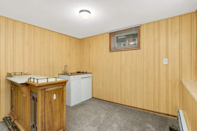 $2,495 | 2331 West Medicine Lake Drive, Plymouth, MN 55441