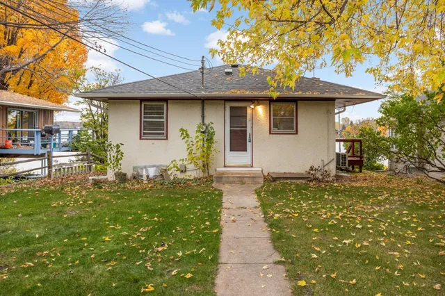 $2,495 | 2331 West Medicine Lake Drive, Plymouth, MN 55441