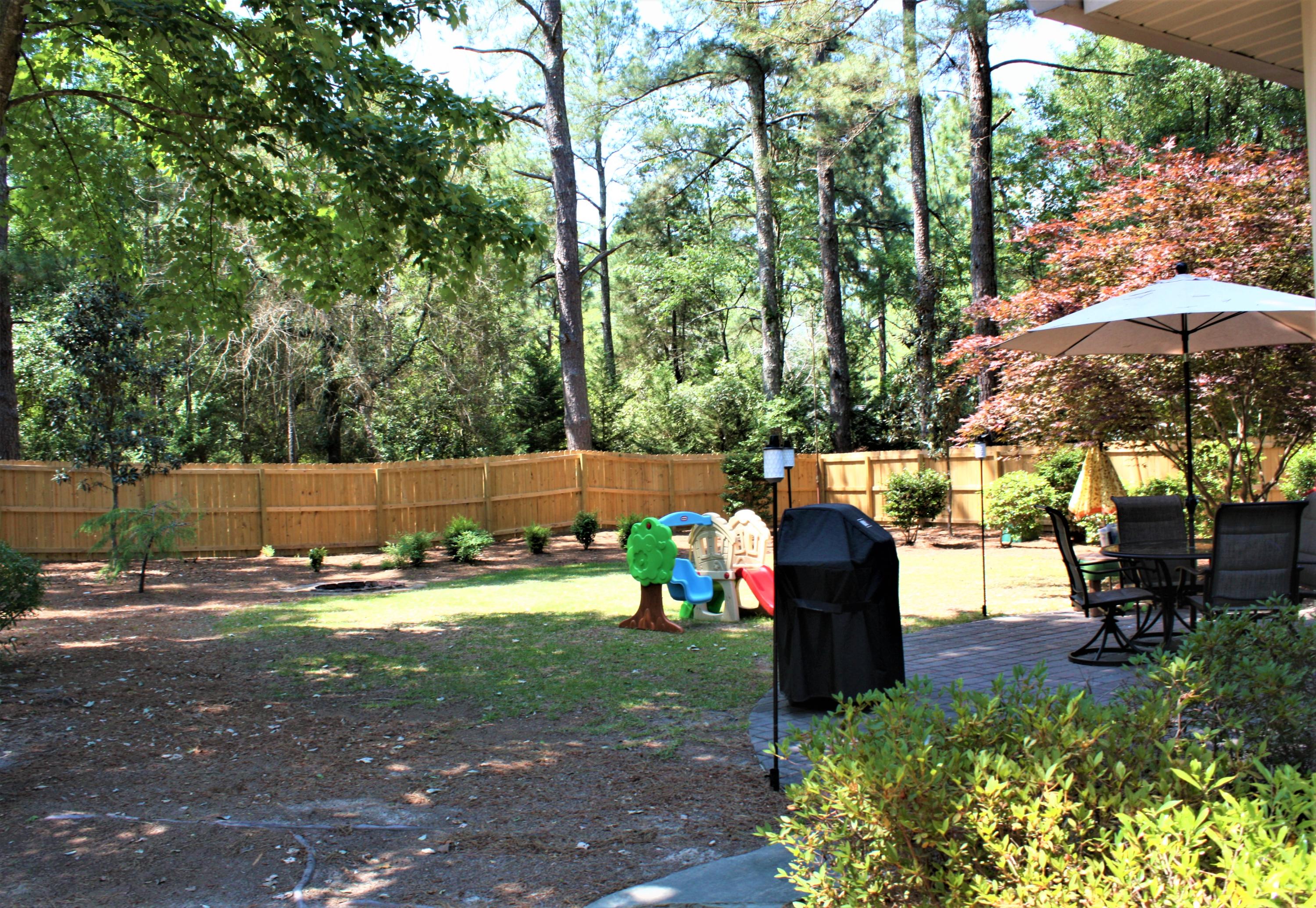 1104 Linden Road Pinehurst, NC 28374 - Photo 5 of 47 Backyard right